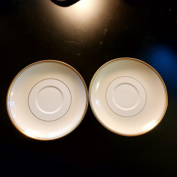 Vtg Tea Cup & Saucer Warranted Gold Rim Eggshell Nautilus U.SA D41N5 Small Sauc - Picture 1 of 4